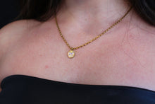 Load image into Gallery viewer, Coquette Necklace
